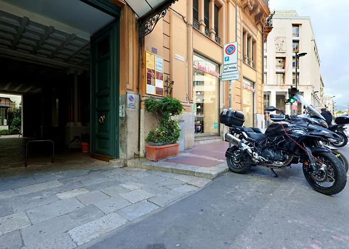 Guesthost - Teatro Massimo Lovely Flat With Balconies Apartment